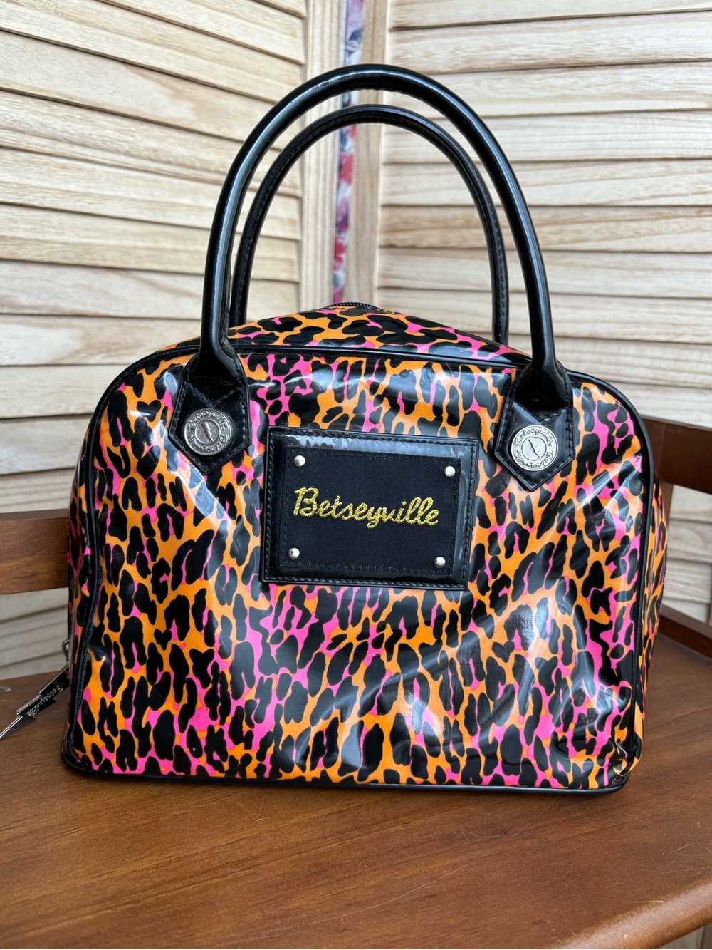 VTG Y2K Betseyville by Betsey Johnson Cheetah Leopard Makeup Toiletry Bag